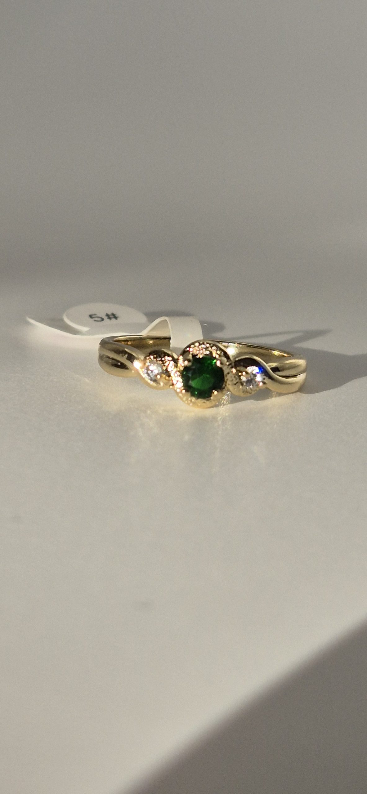 Emerald Green Round Stone W/Cubic Zirconia